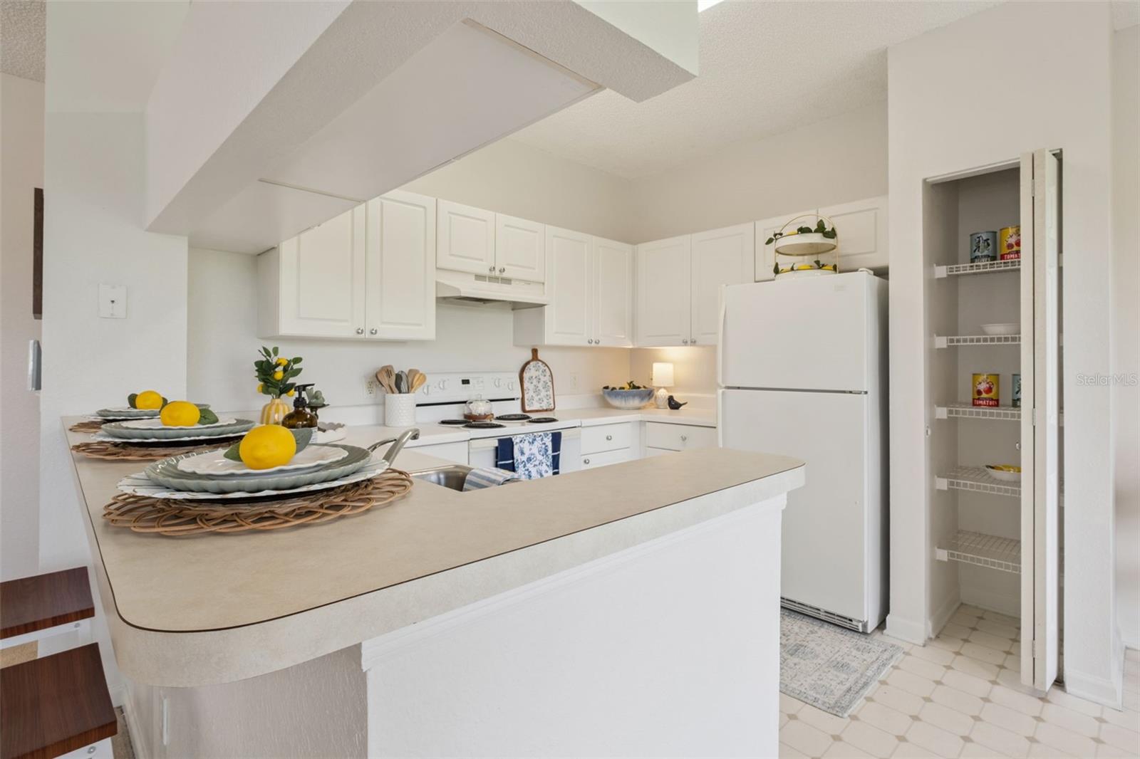426 ARBOR LAKES 426