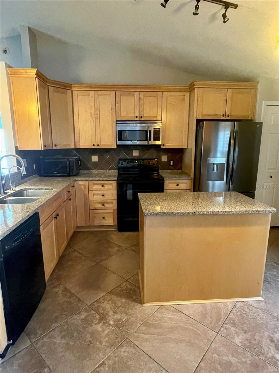 SURREY RUN - Residential