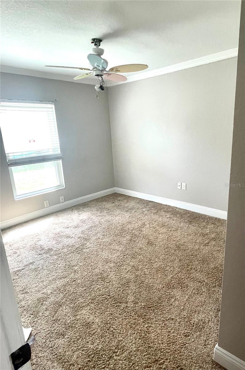 SURREY RUN - Residential