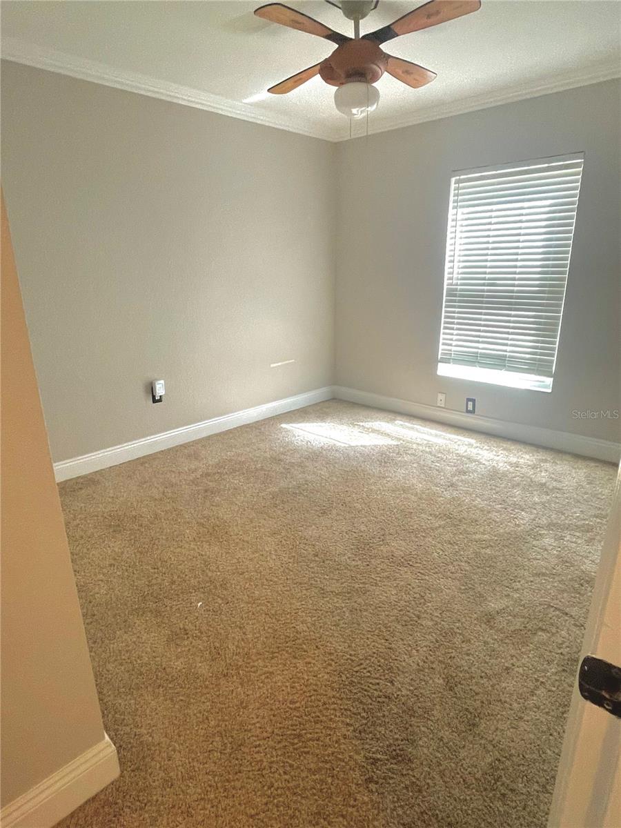 SURREY RUN - Residential