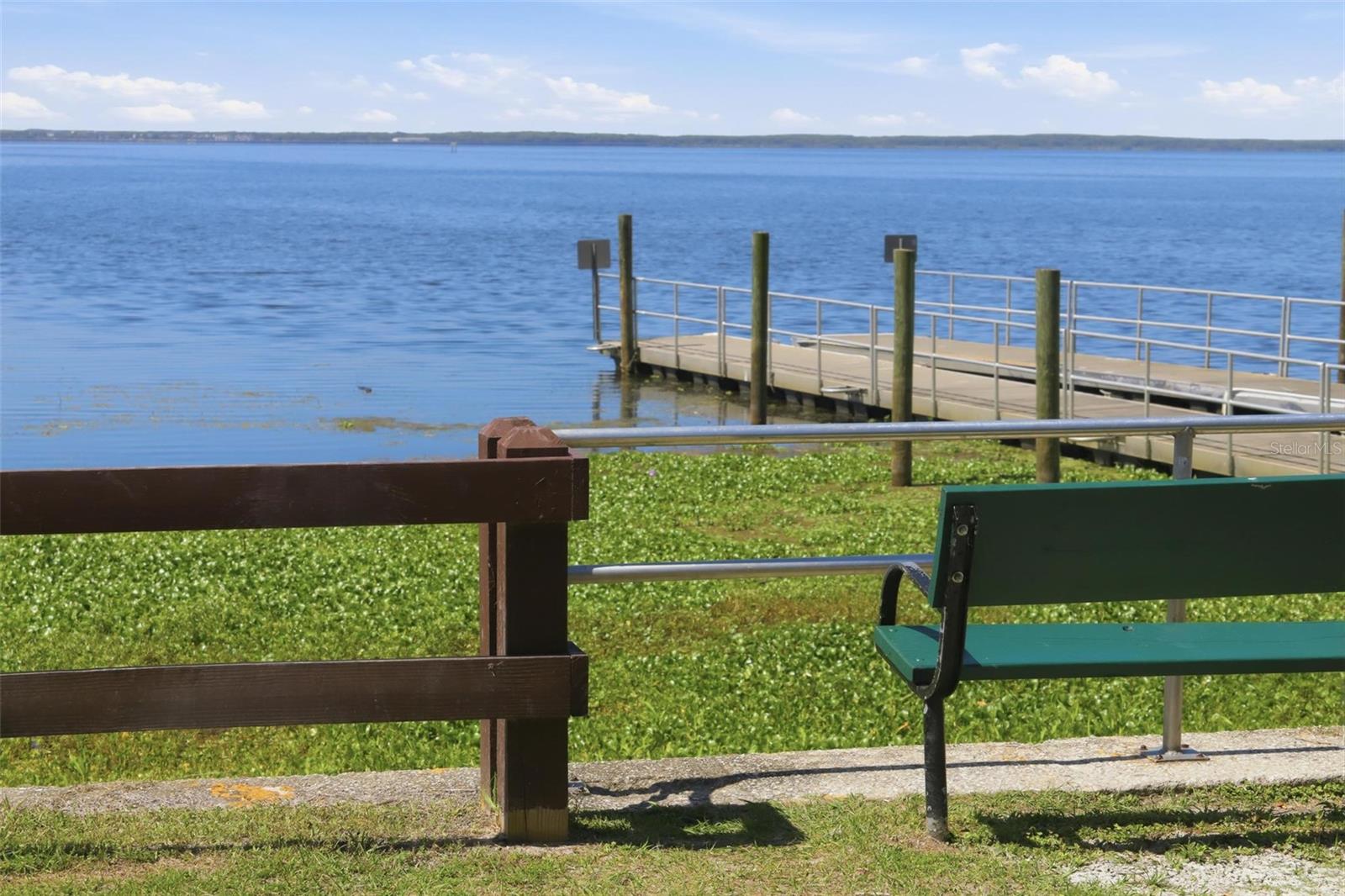 LAKESIDE CONDO APTS - Residential