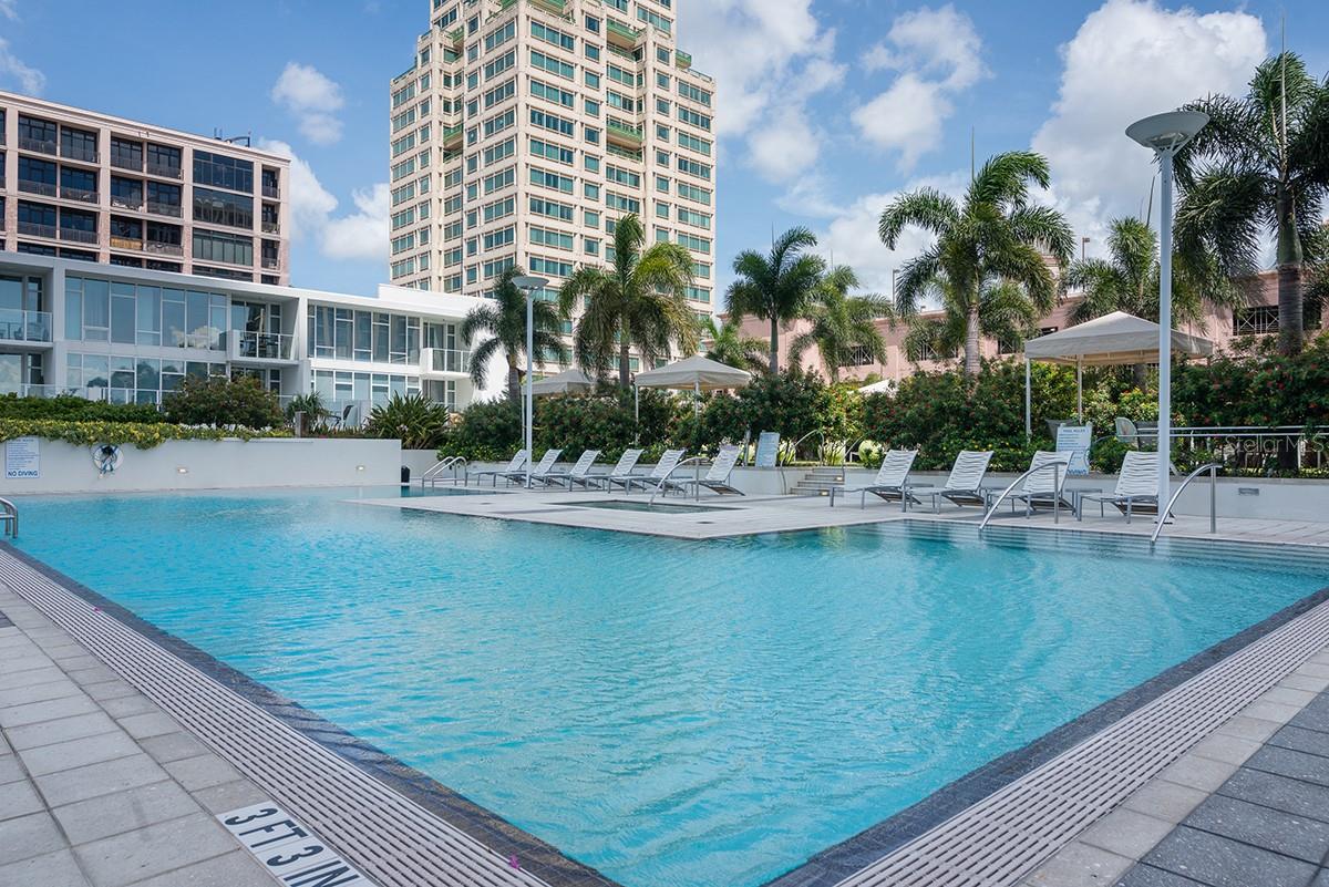 SIGNATURE PLACE CONDO - Residential Lease