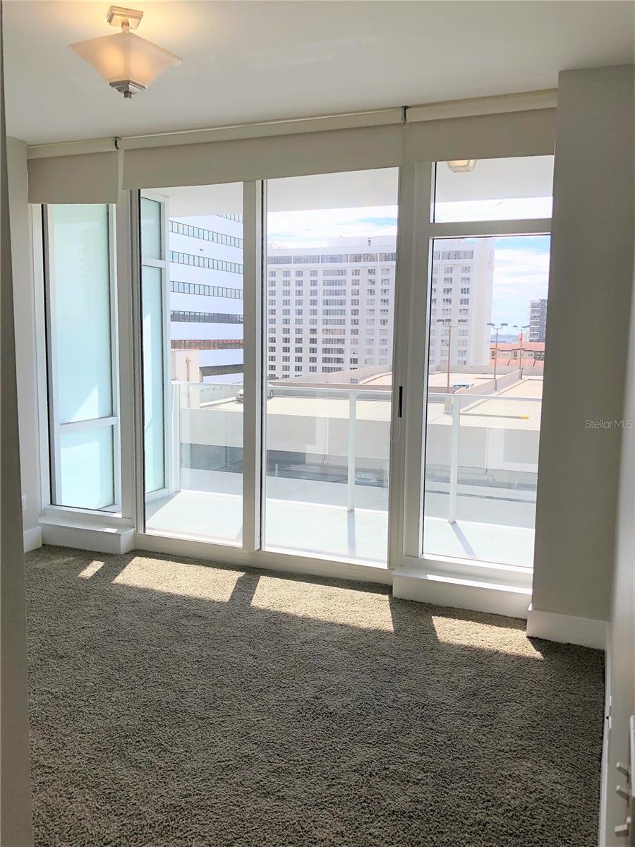 SIGNATURE PLACE CONDO - Residential Lease