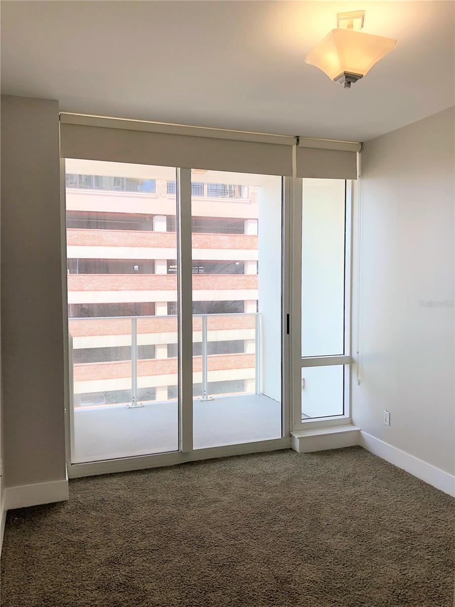 SIGNATURE PLACE CONDO - Residential Lease