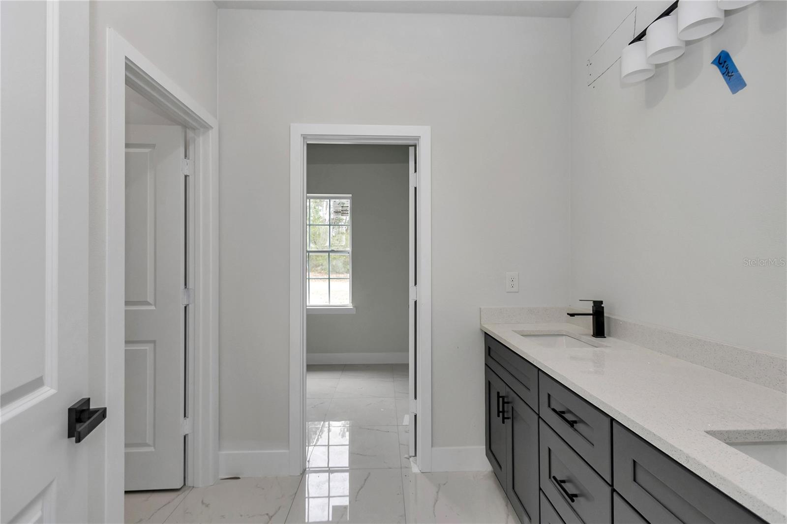 MARION OAKS UN 5 - Residential