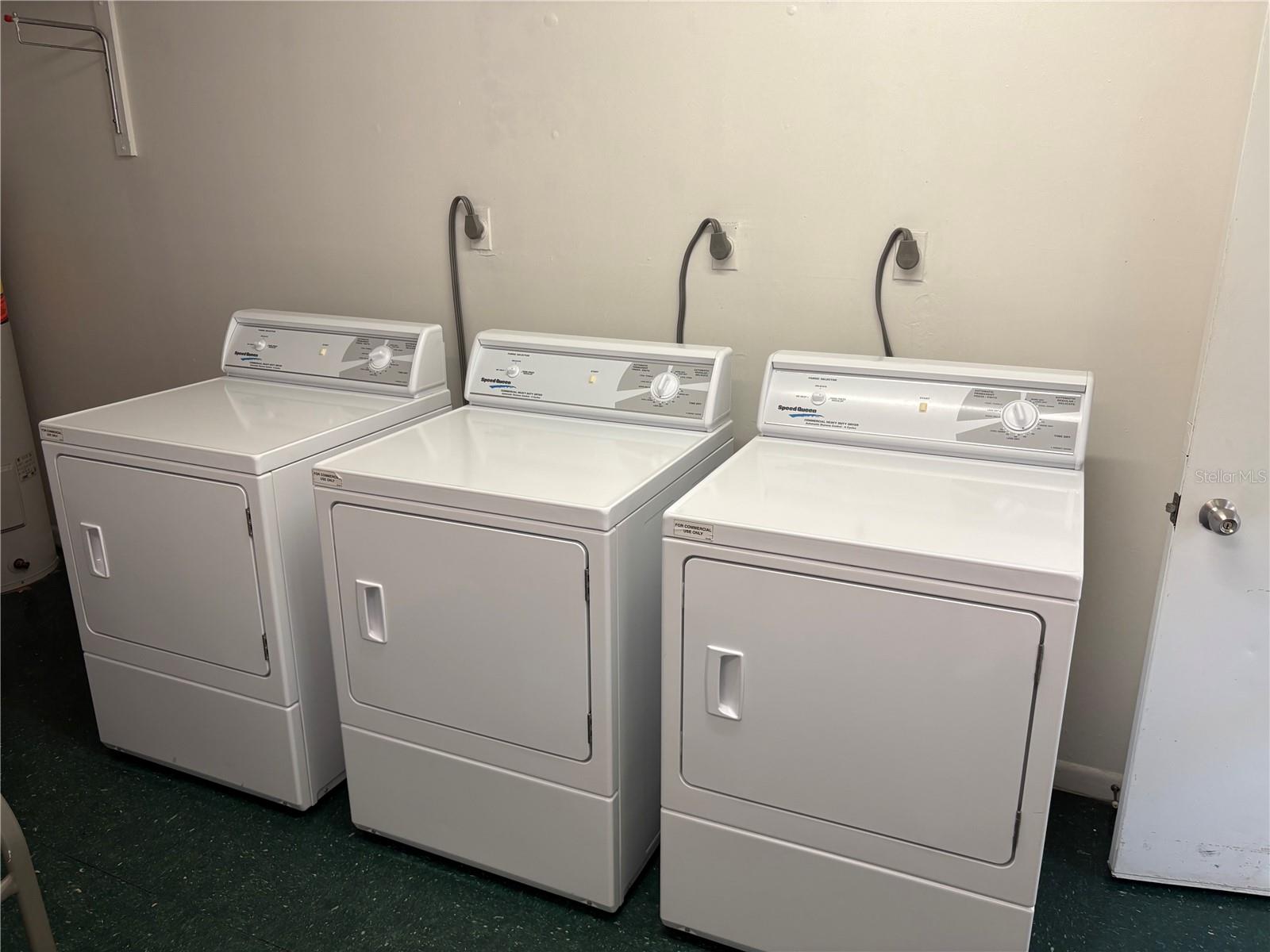 PATRICIAN OAKS - Residential