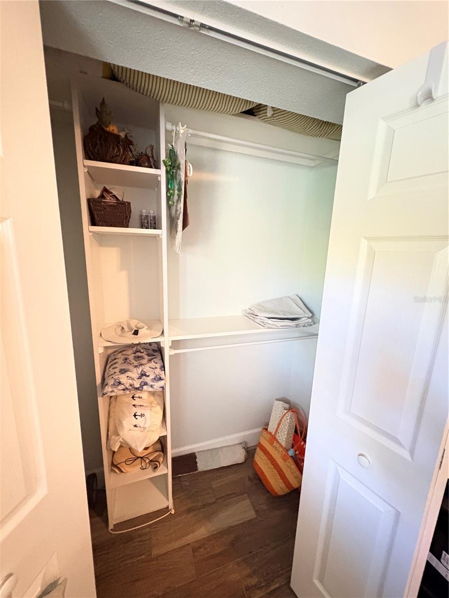 PATRICIAN OAKS - Residential