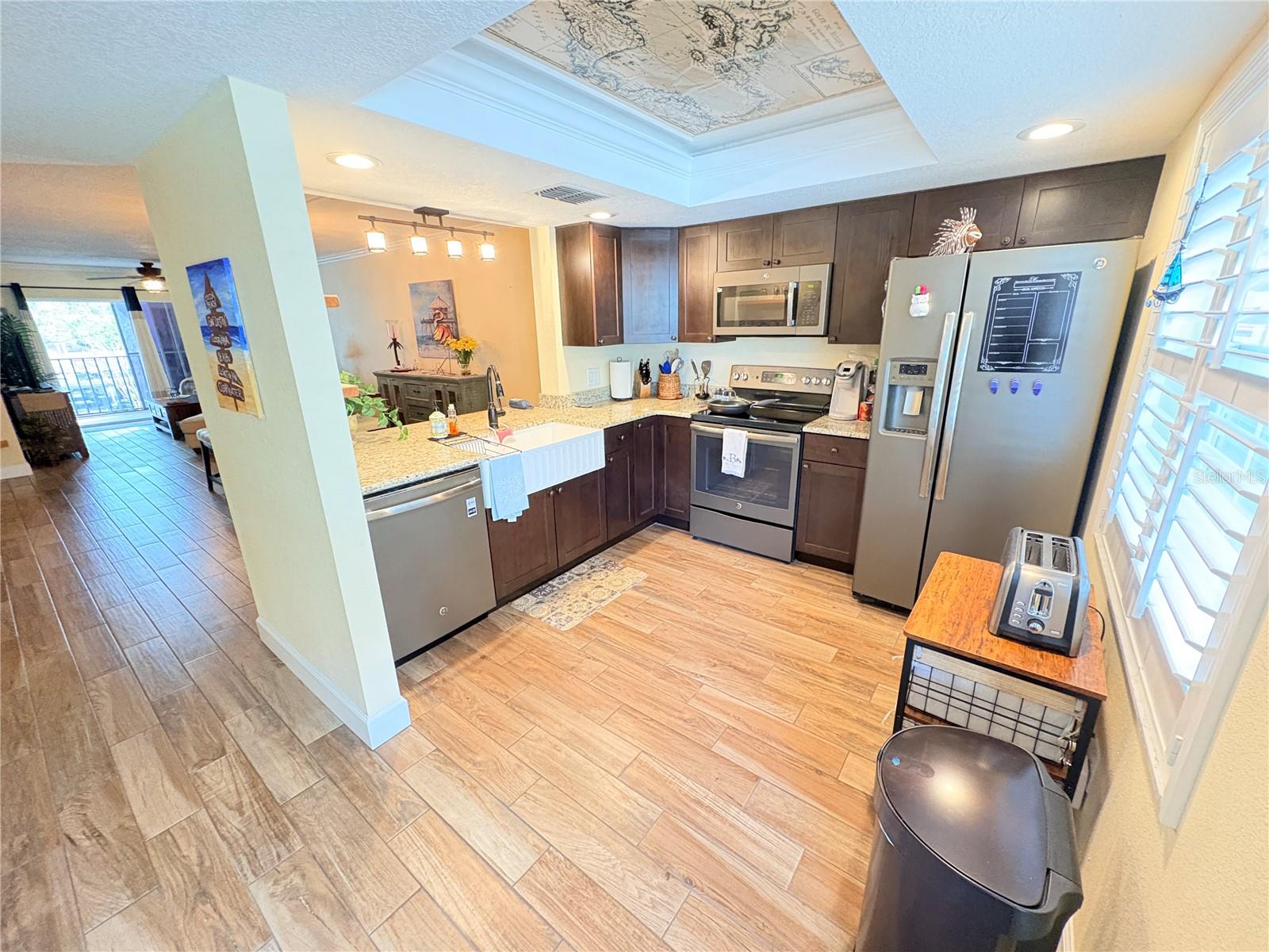 PATRICIAN OAKS - Residential