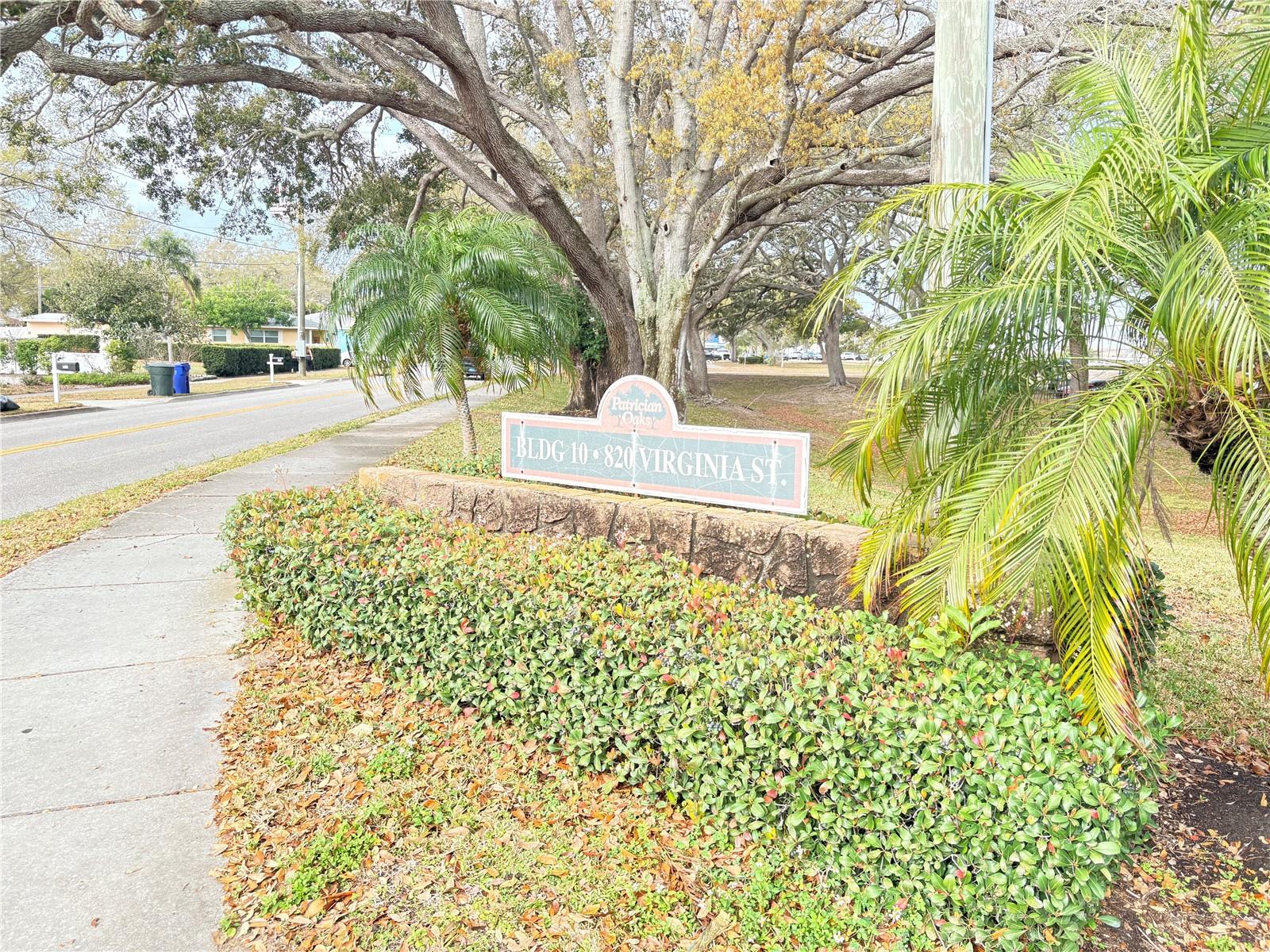 PATRICIAN OAKS - Residential