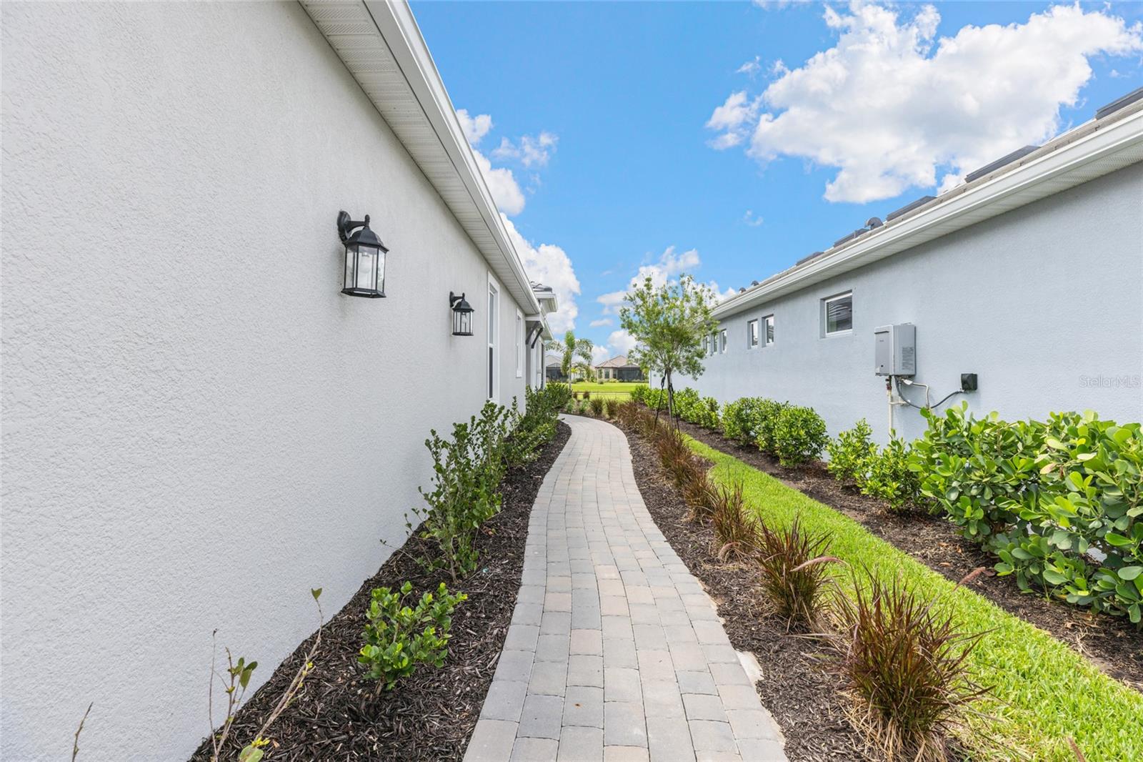 AZARIO ESPLANADE - Residential