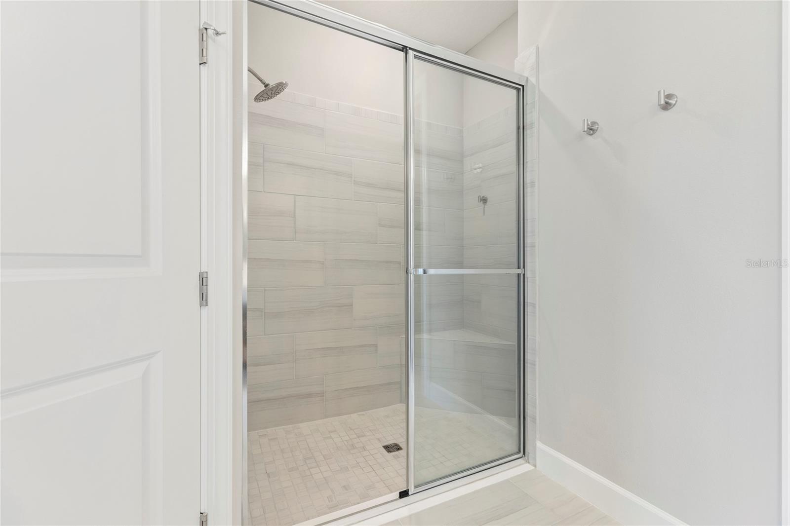 AZARIO ESPLANADE - Residential