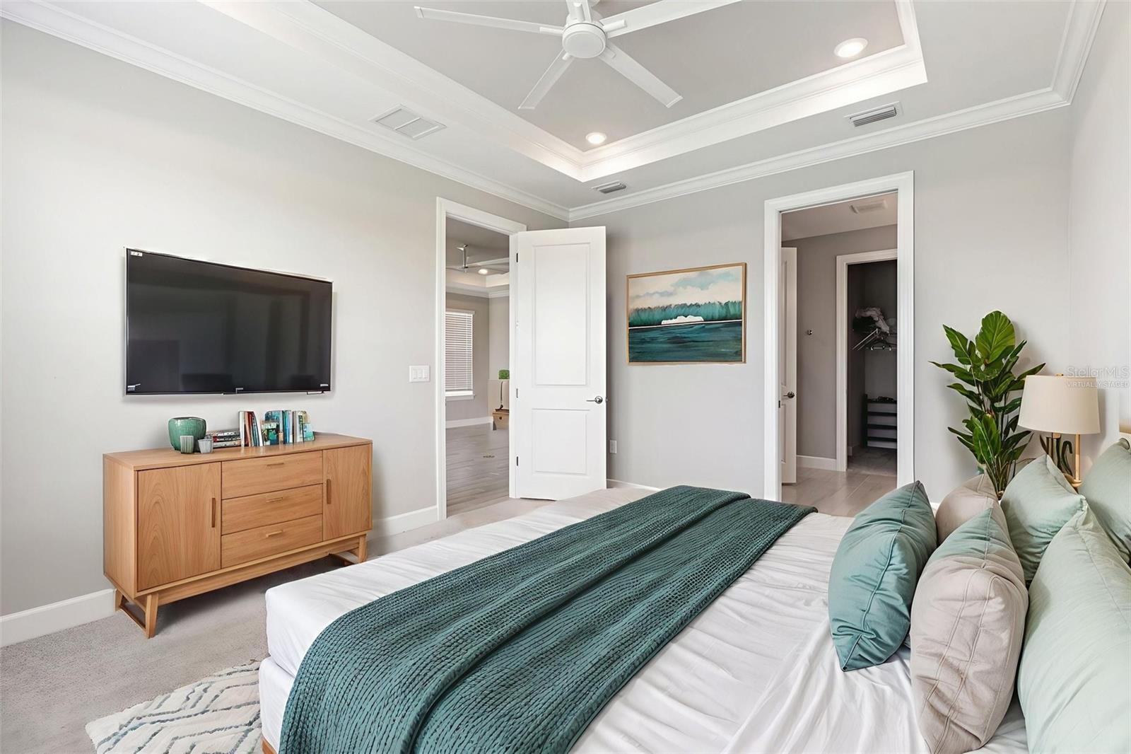 AZARIO ESPLANADE - Residential