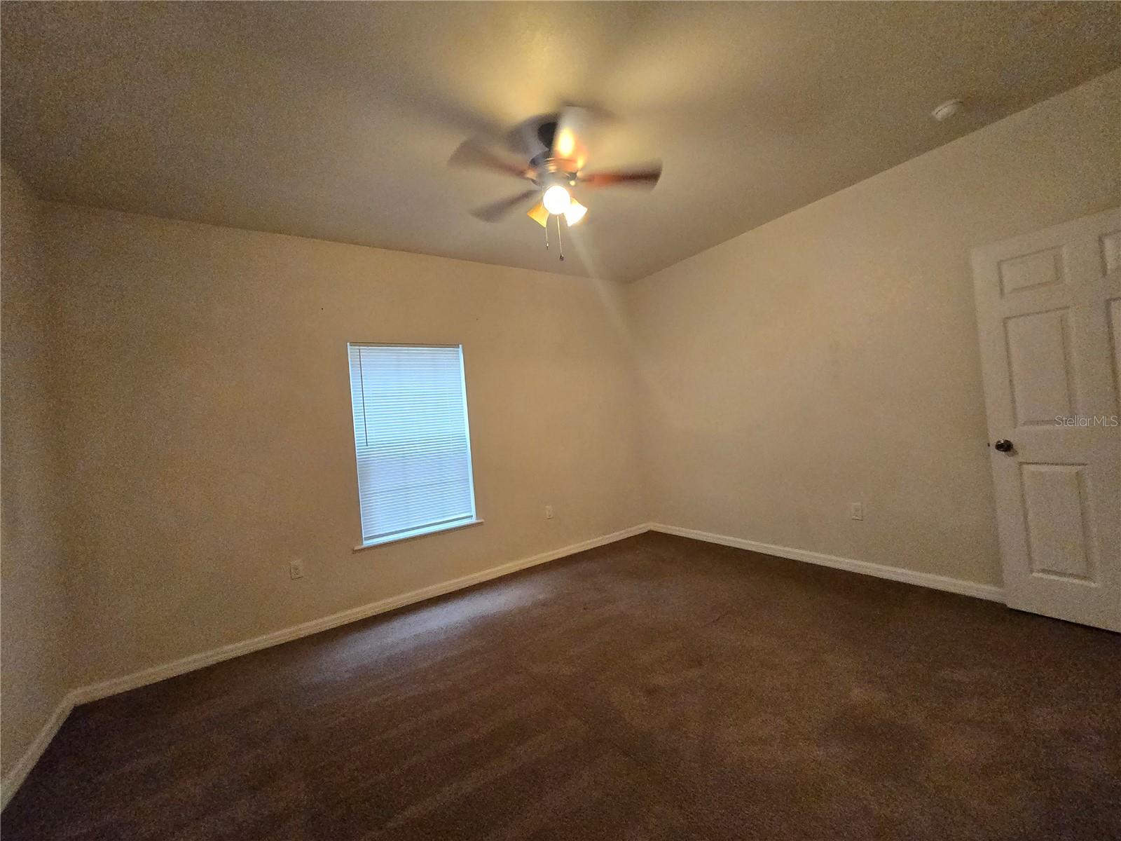 EAGLE TRACE TOWNHOMES - Residential Lease