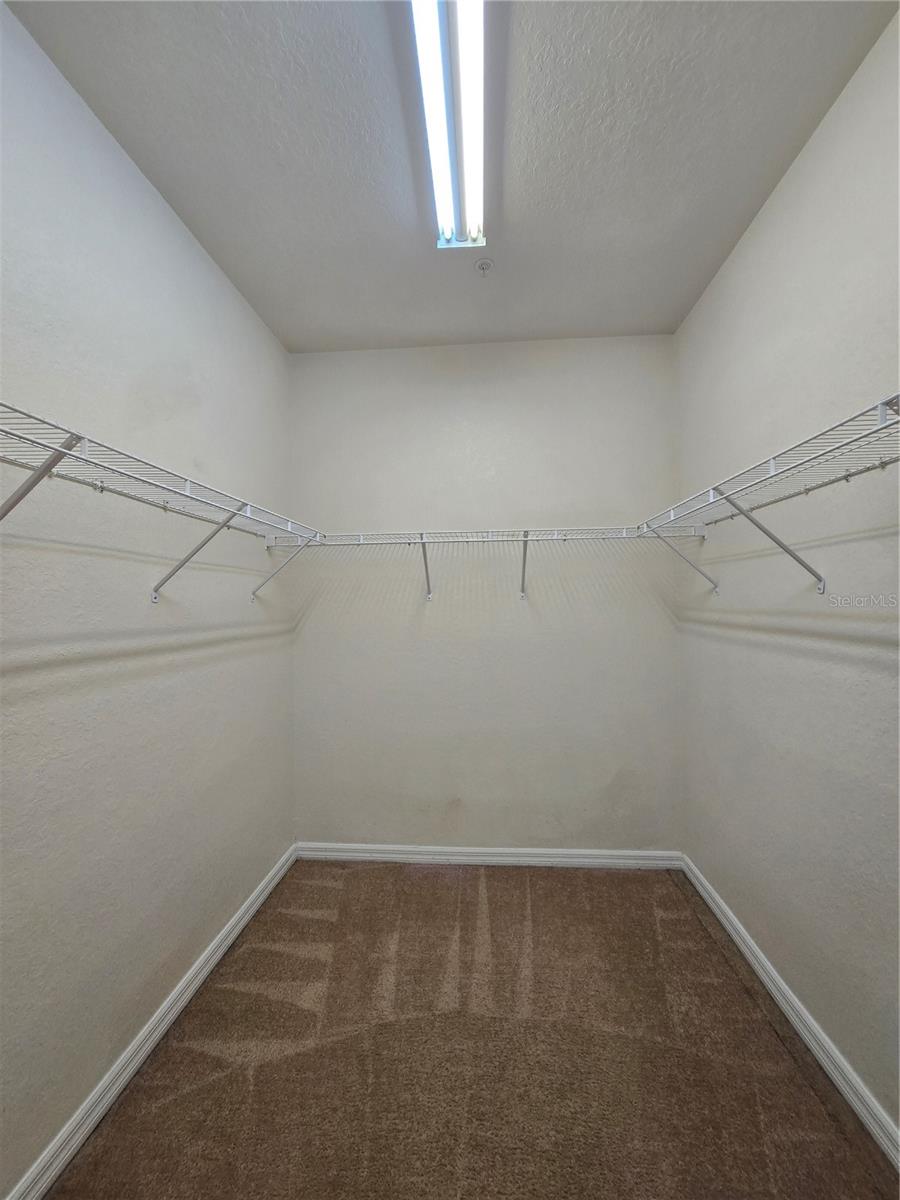 EAGLE TRACE TOWNHOMES - Residential Lease