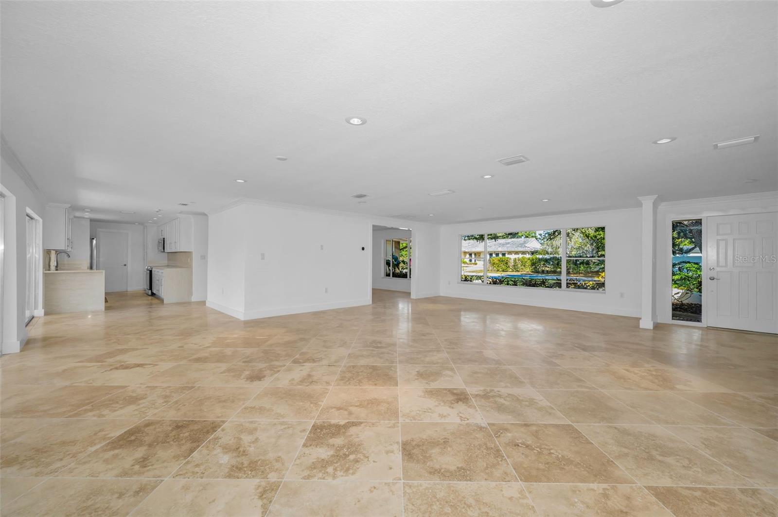 SHARON OAKS - Residential