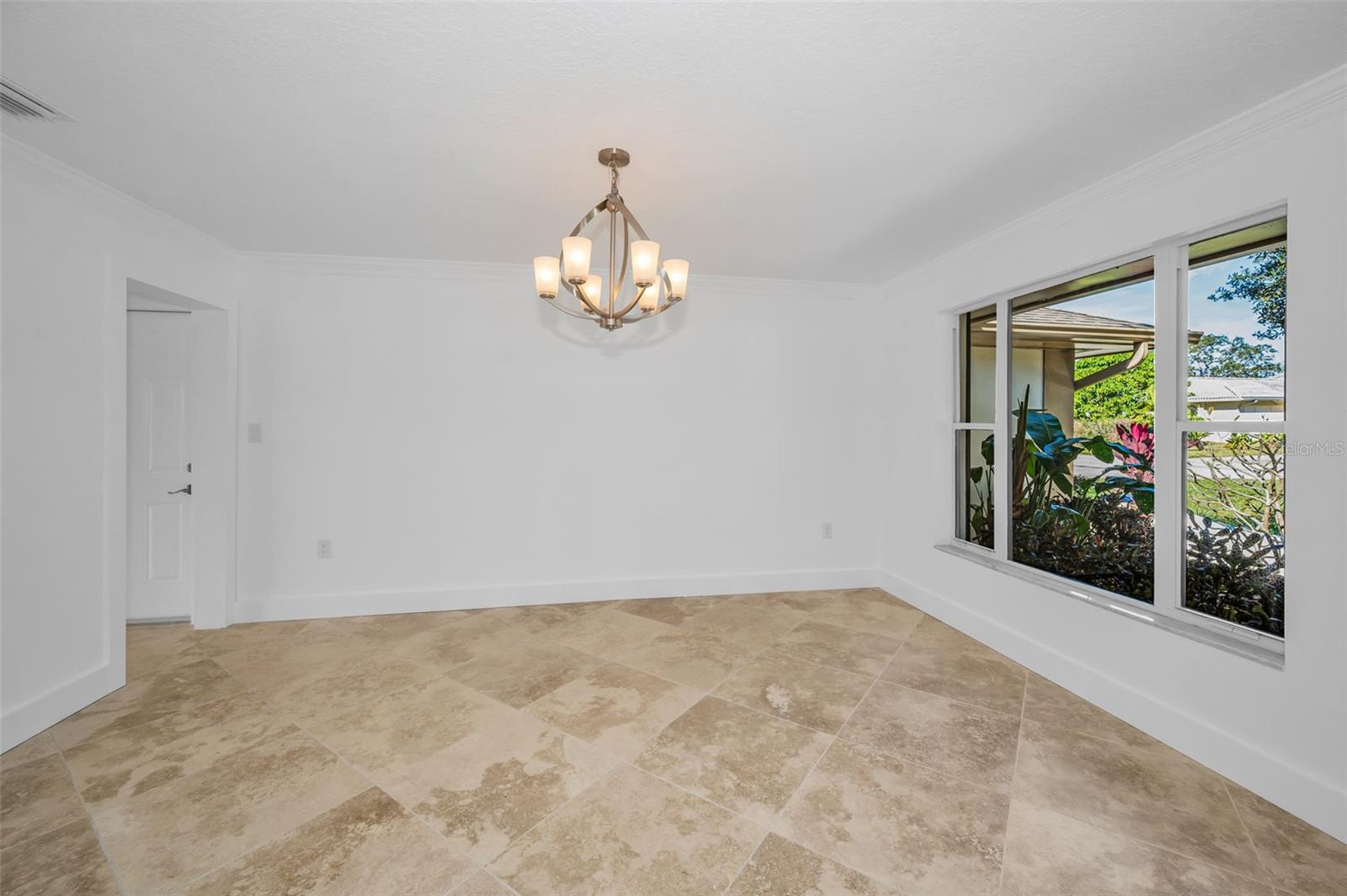 SHARON OAKS - Residential