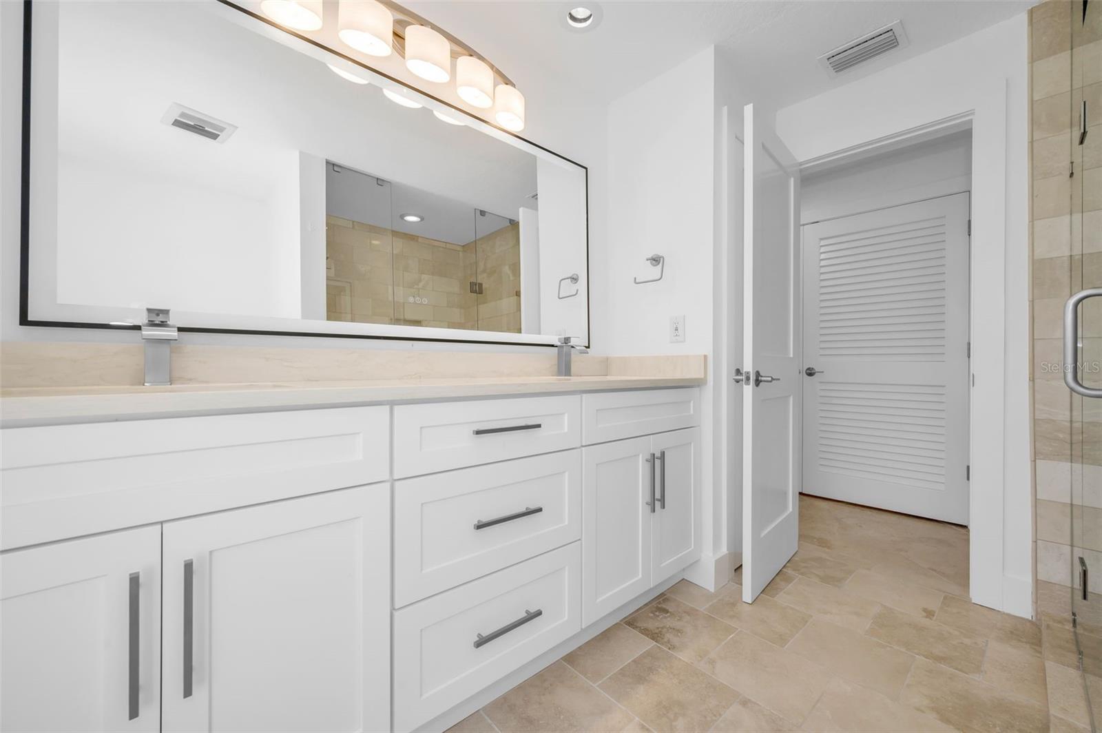 SHARON OAKS - Residential