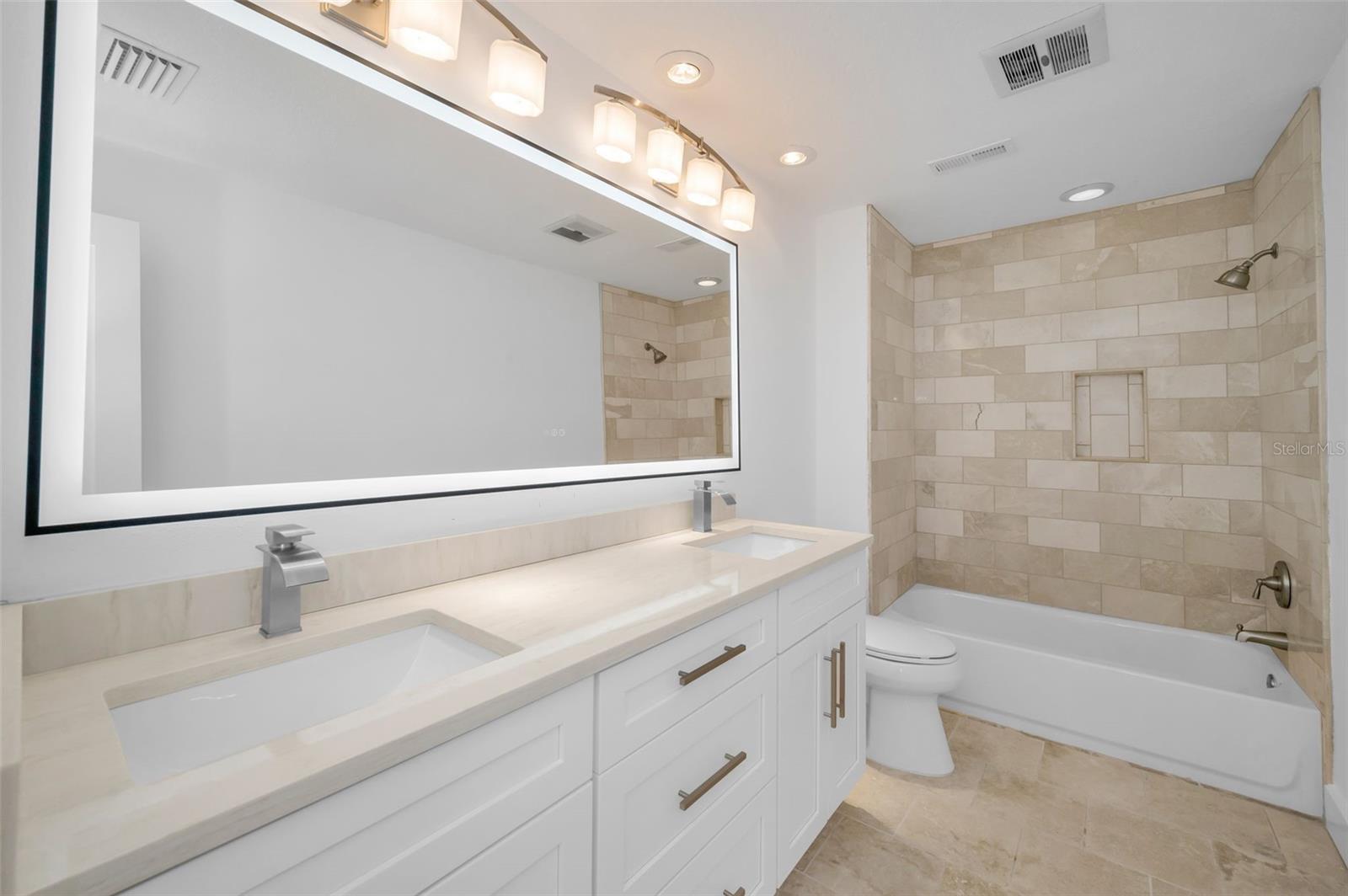 SHARON OAKS - Residential