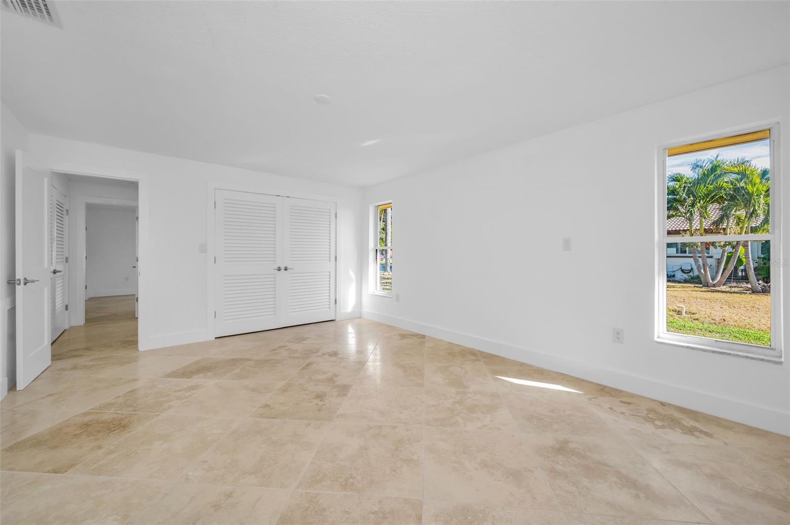 SHARON OAKS - Residential