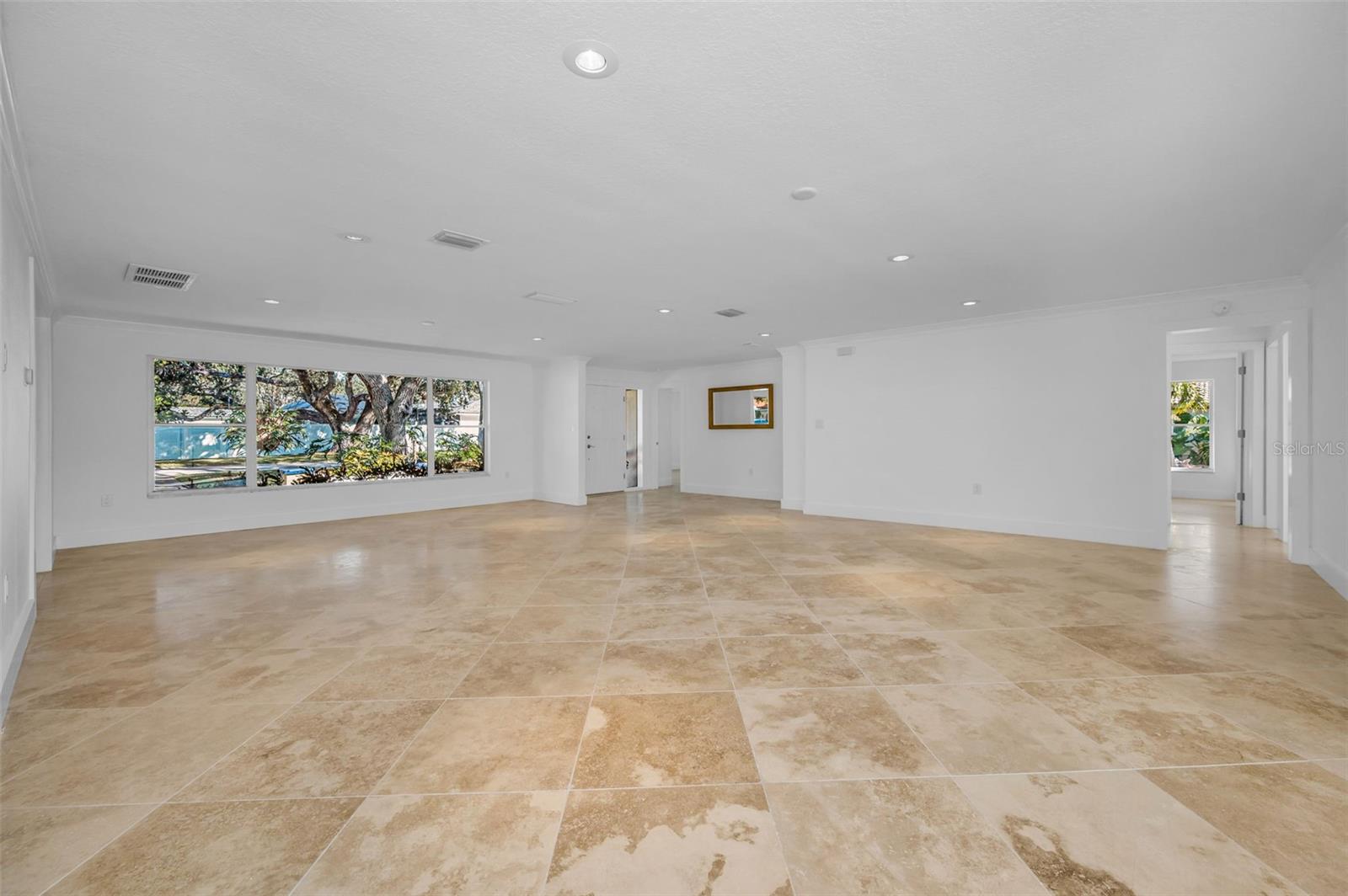 SHARON OAKS - Residential