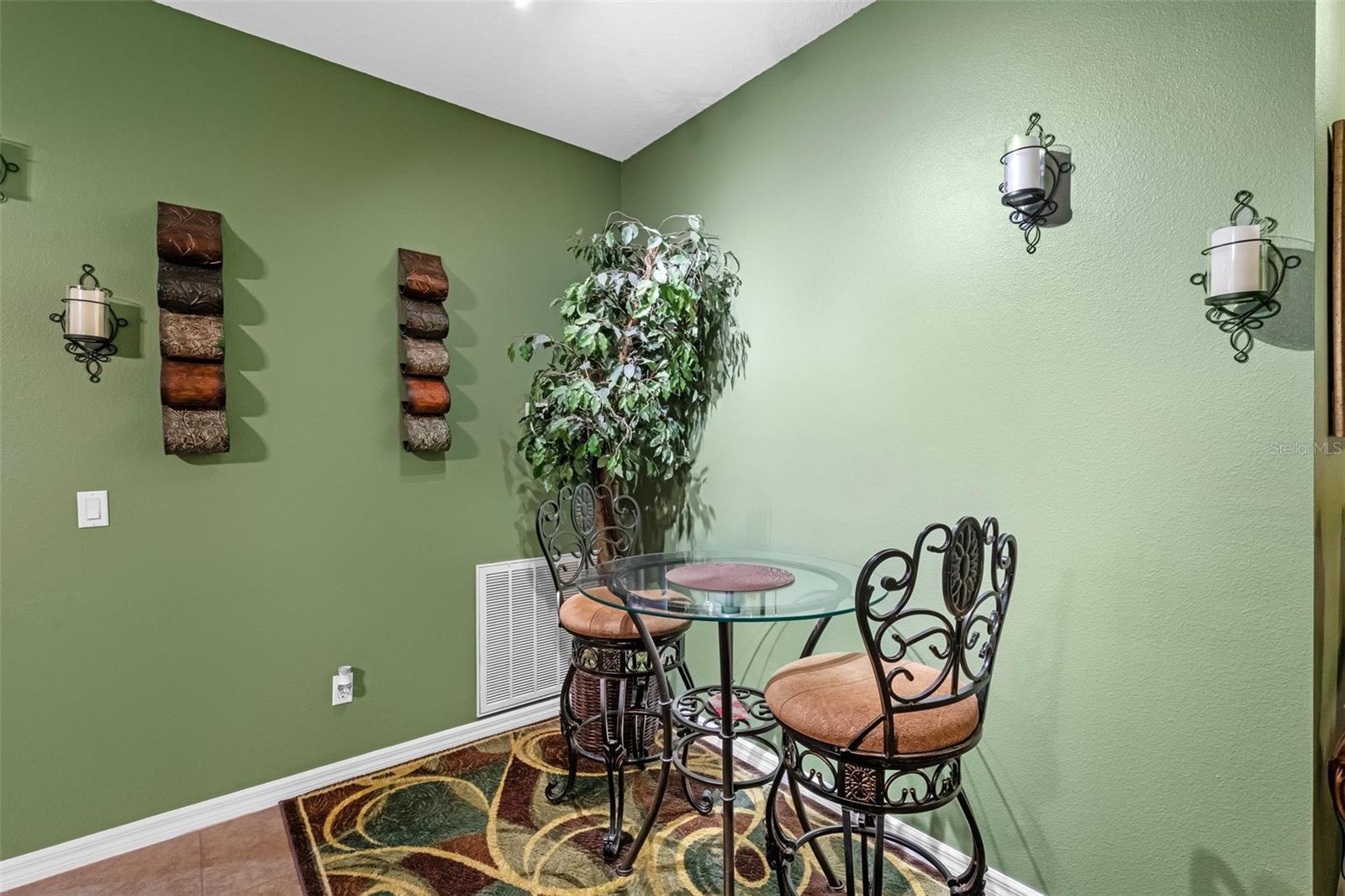 MABEL LOOP RIDGE SUB - Residential