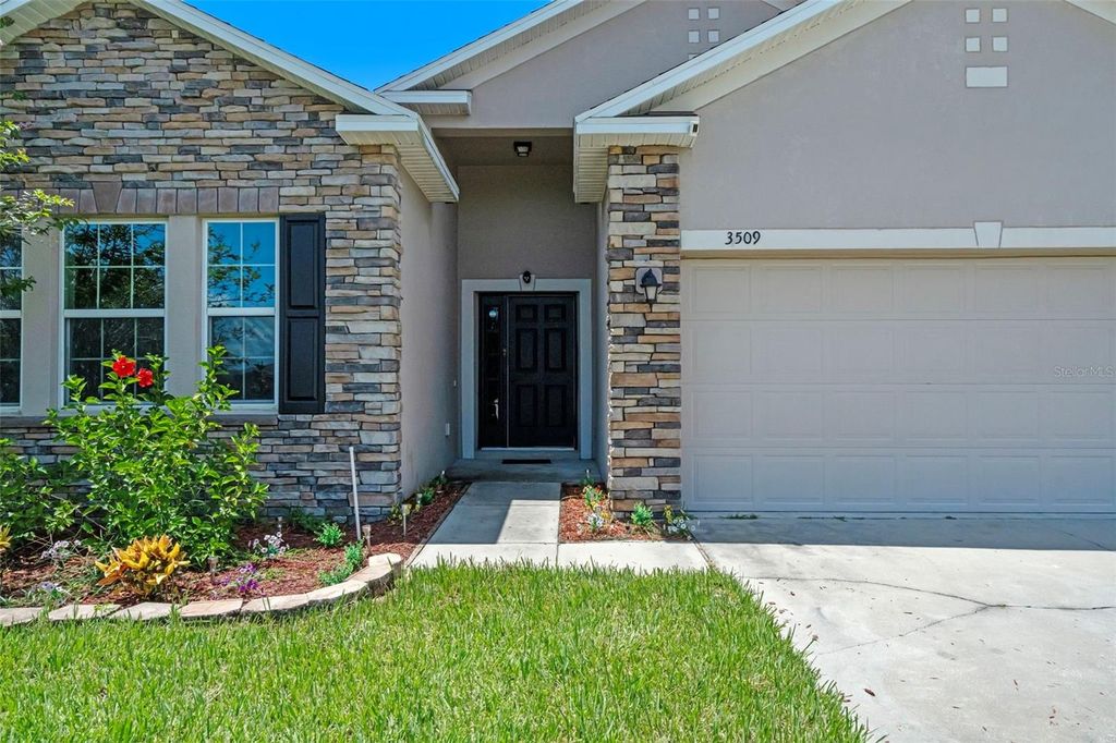 Photo of 3509 Spring Creek Road, Dundee, FL 33838 (MLS # O6334000)