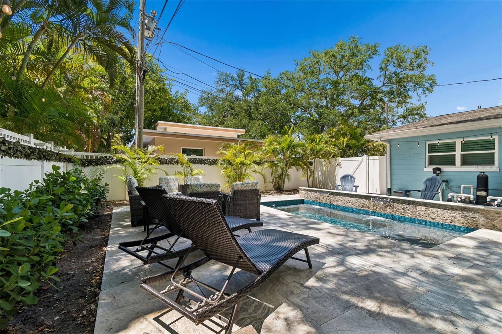 VILLA PARK ESTATES - Residential