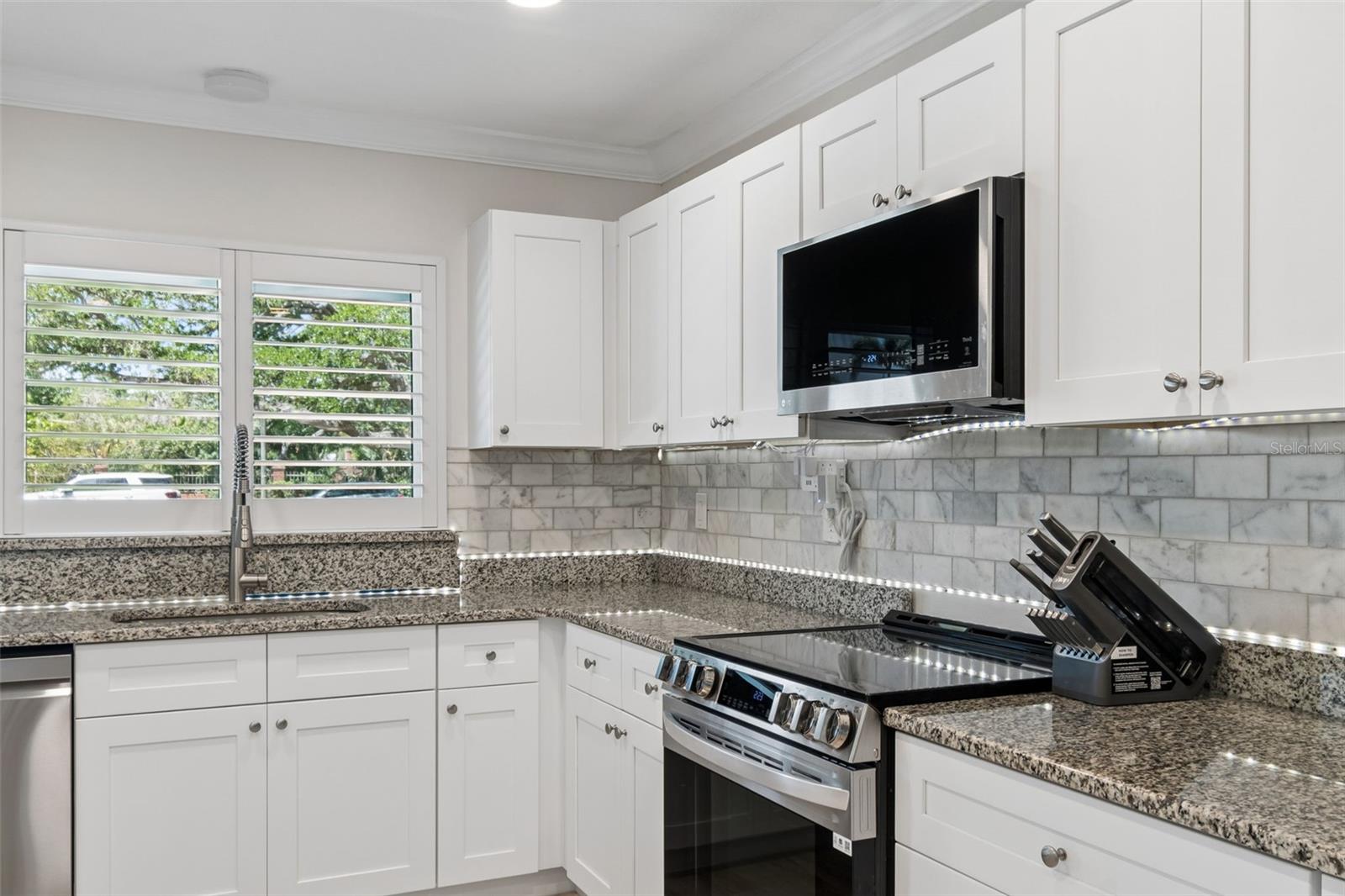 VILLA PARK ESTATES - Residential