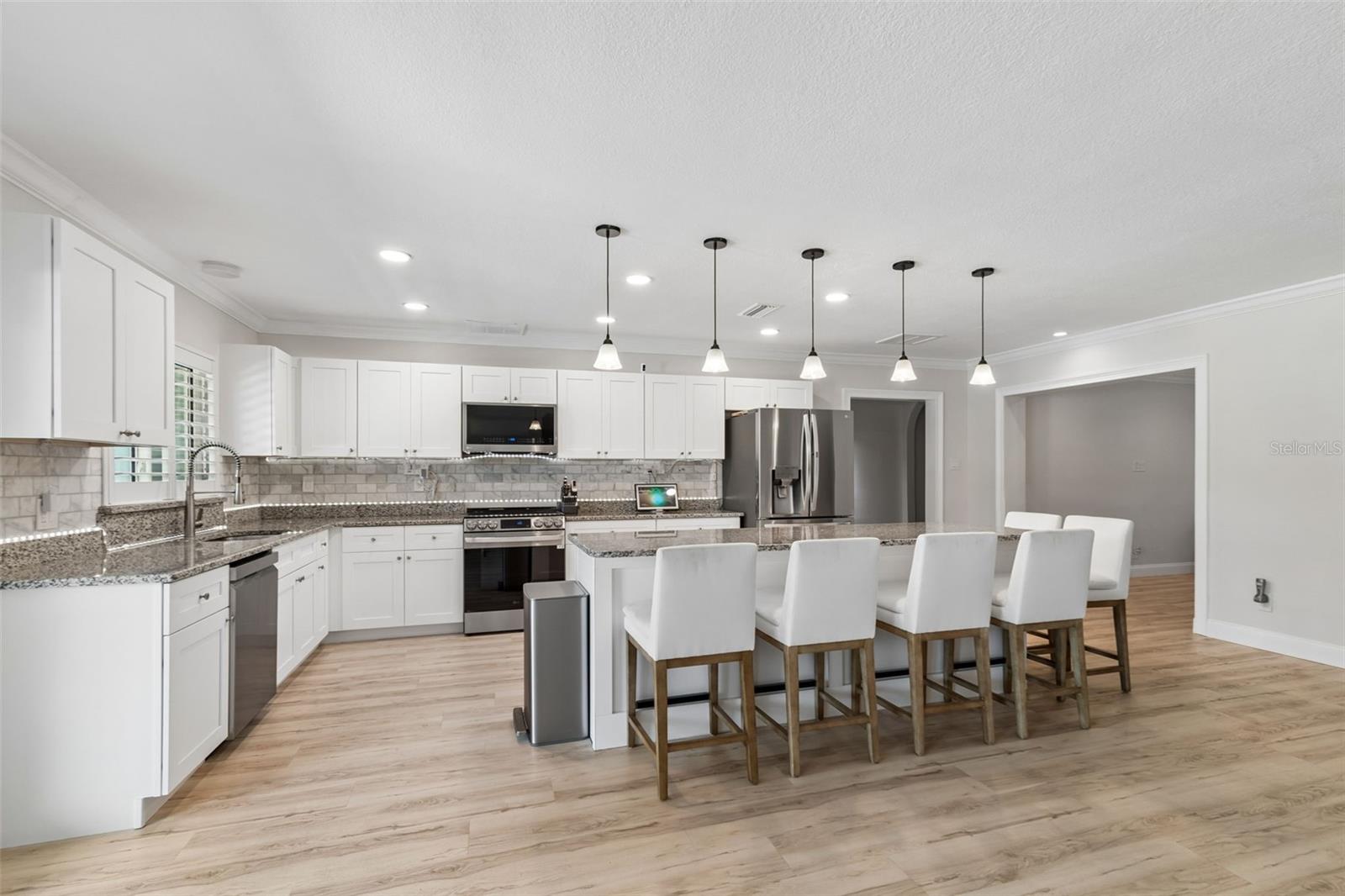 VILLA PARK ESTATES - Residential