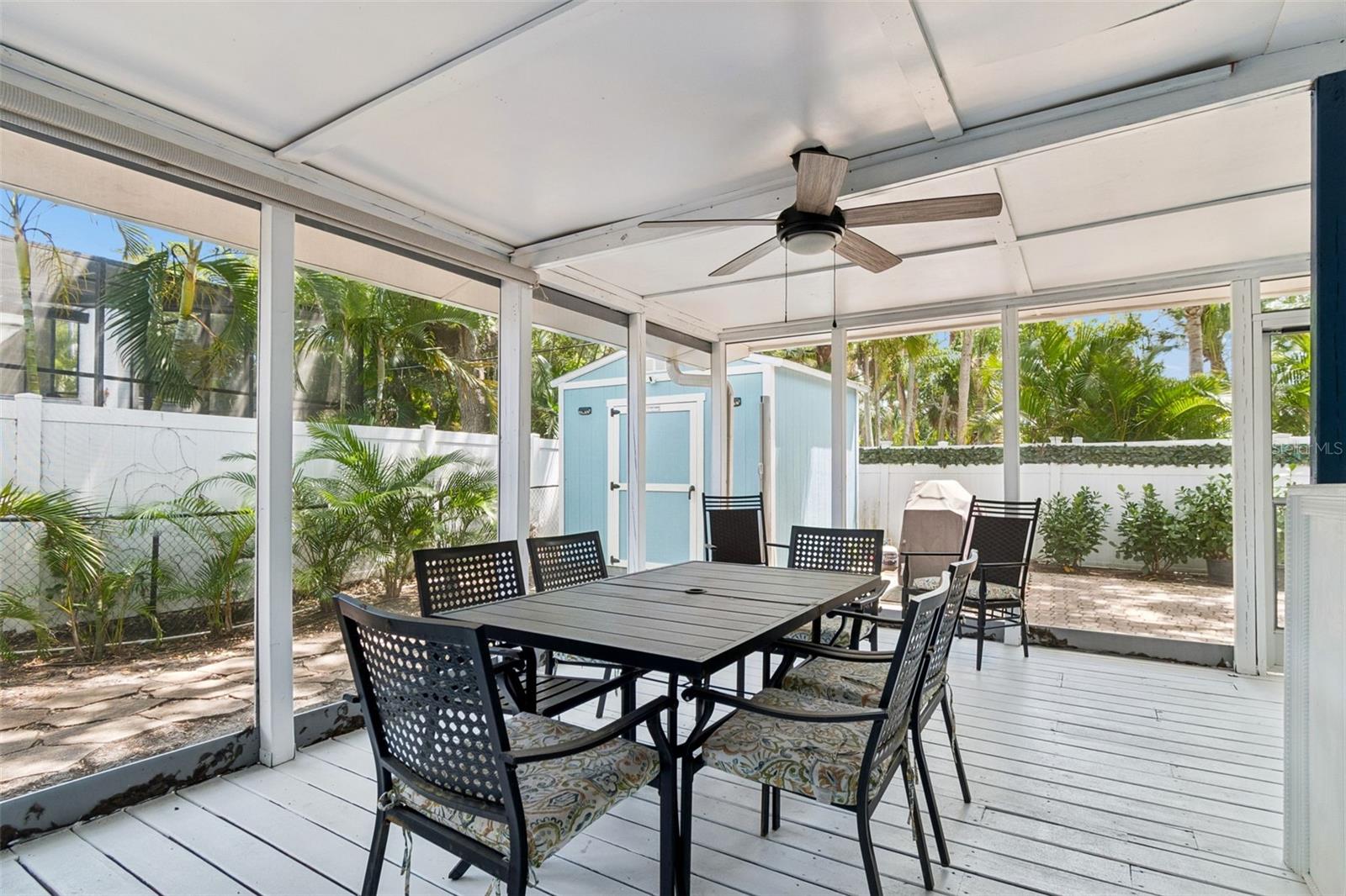 VILLA PARK ESTATES - Residential