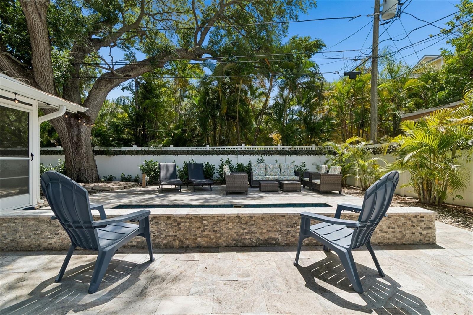 VILLA PARK ESTATES - Residential