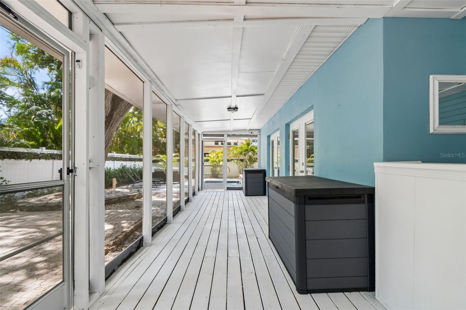 VILLA PARK ESTATES - Residential