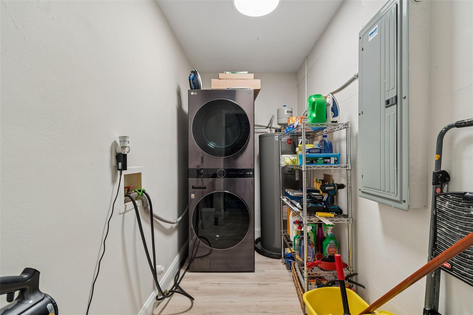 VILLA PARK ESTATES - Residential