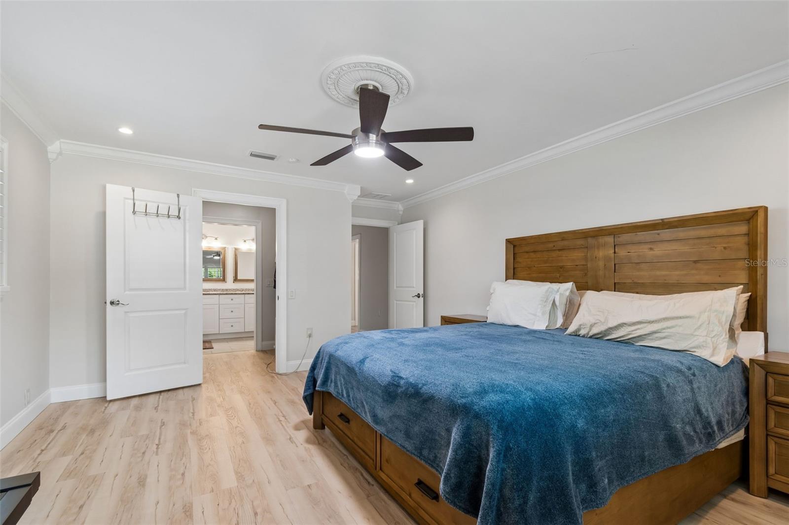 VILLA PARK ESTATES - Residential