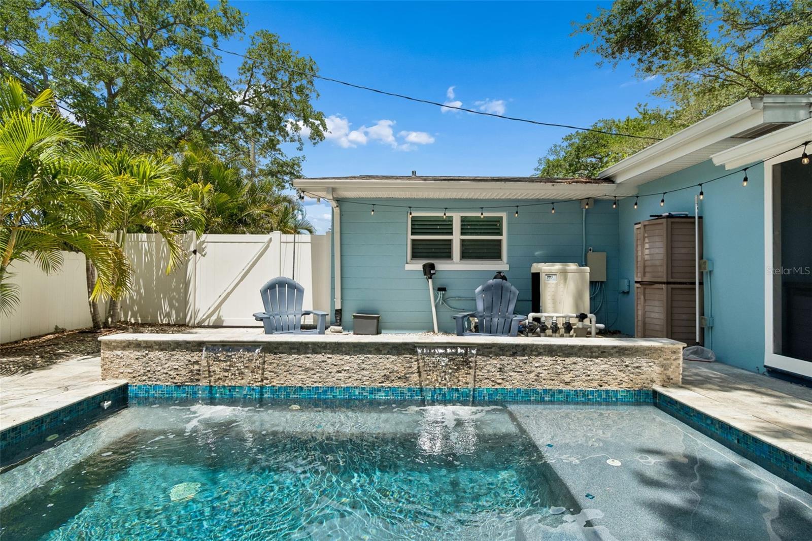 VILLA PARK ESTATES - Residential