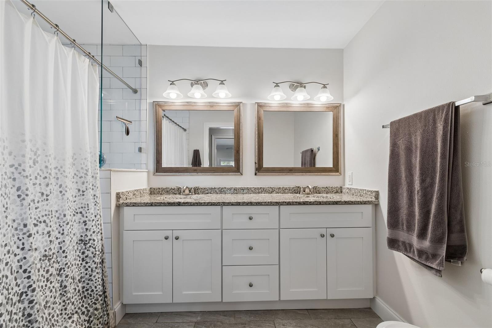 VILLA PARK ESTATES - Residential