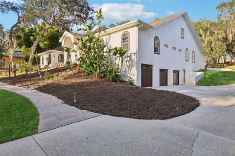 Tiny photo for 16400 Lakeshore Drive, Minneola, FL 34715 (MLS # O6368023)