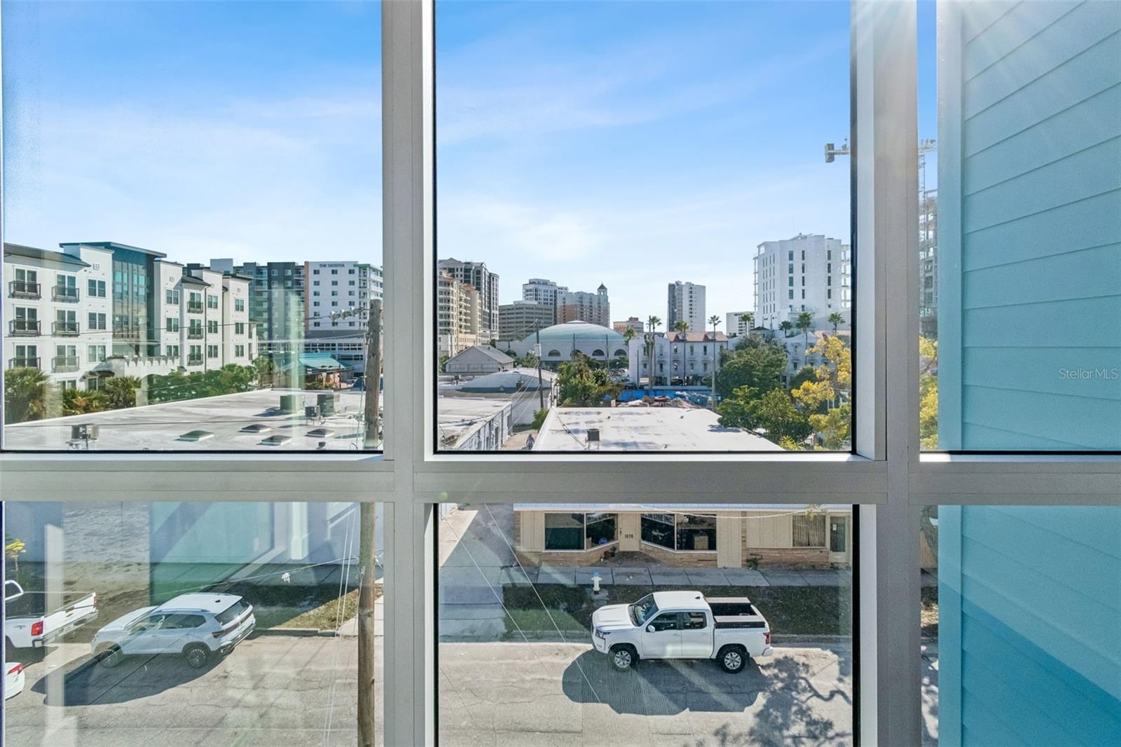 VISTA URBANA - Residential