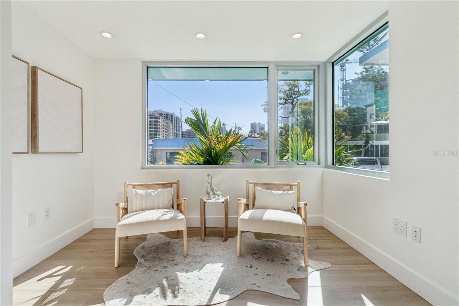 VISTA URBANA - Residential