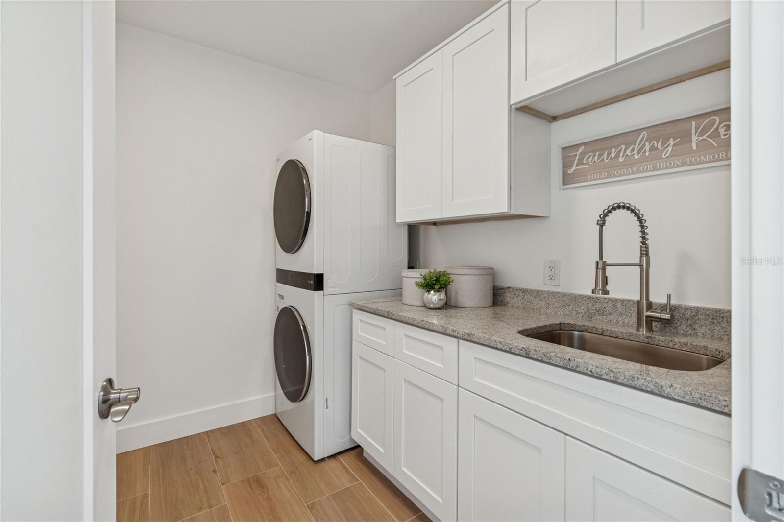 VISTA URBANA - Residential