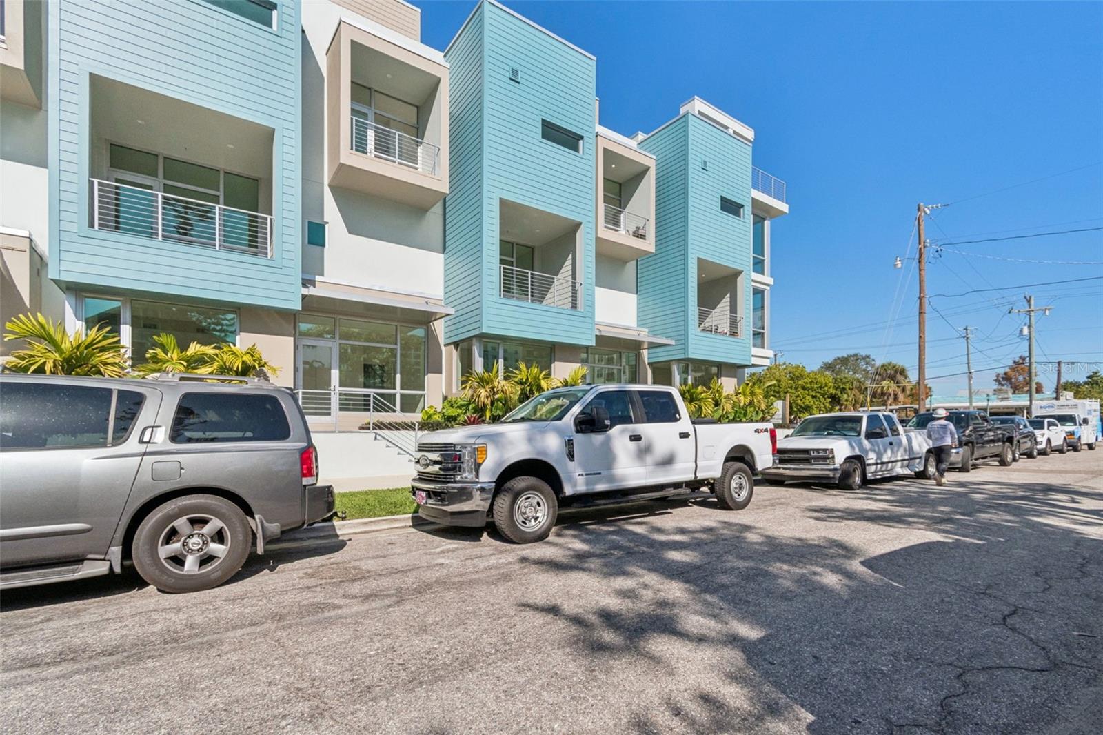 VISTA URBANA - Residential