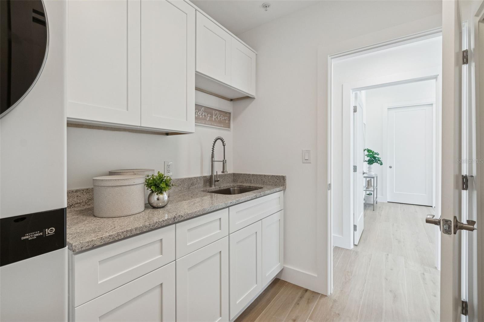 VISTA URBANA - Residential