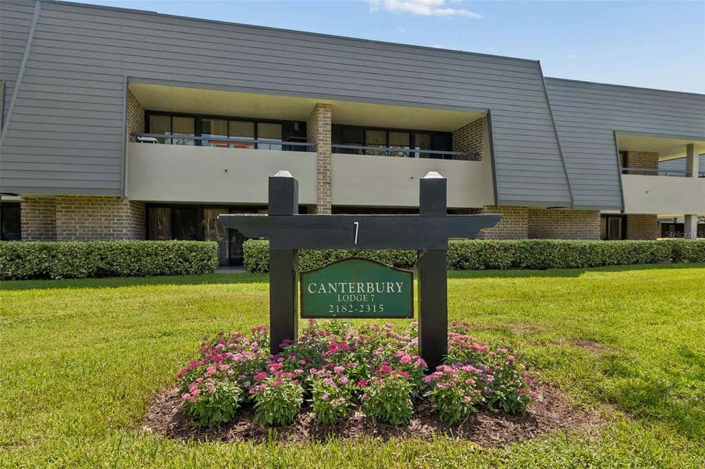 Photo of 36750 Us Highway 19 N #04-125, Palm Harbor, FL 34684 (MLS # TB8539442)