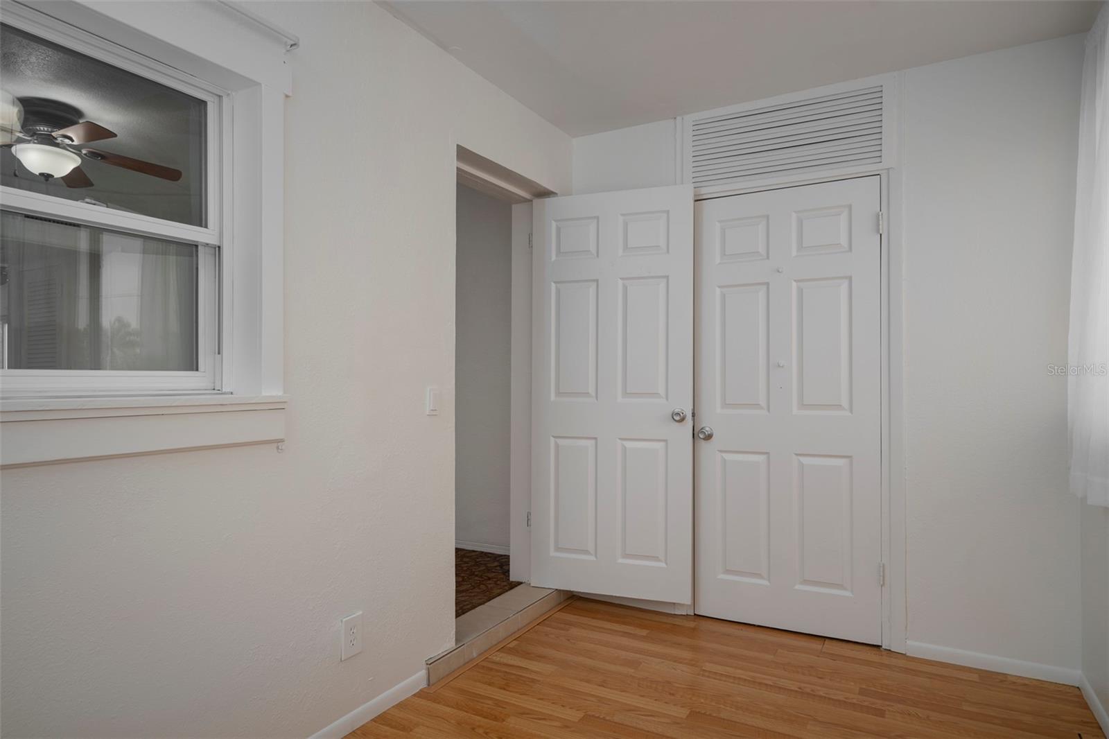 TYRONE 05 AVE - Residential