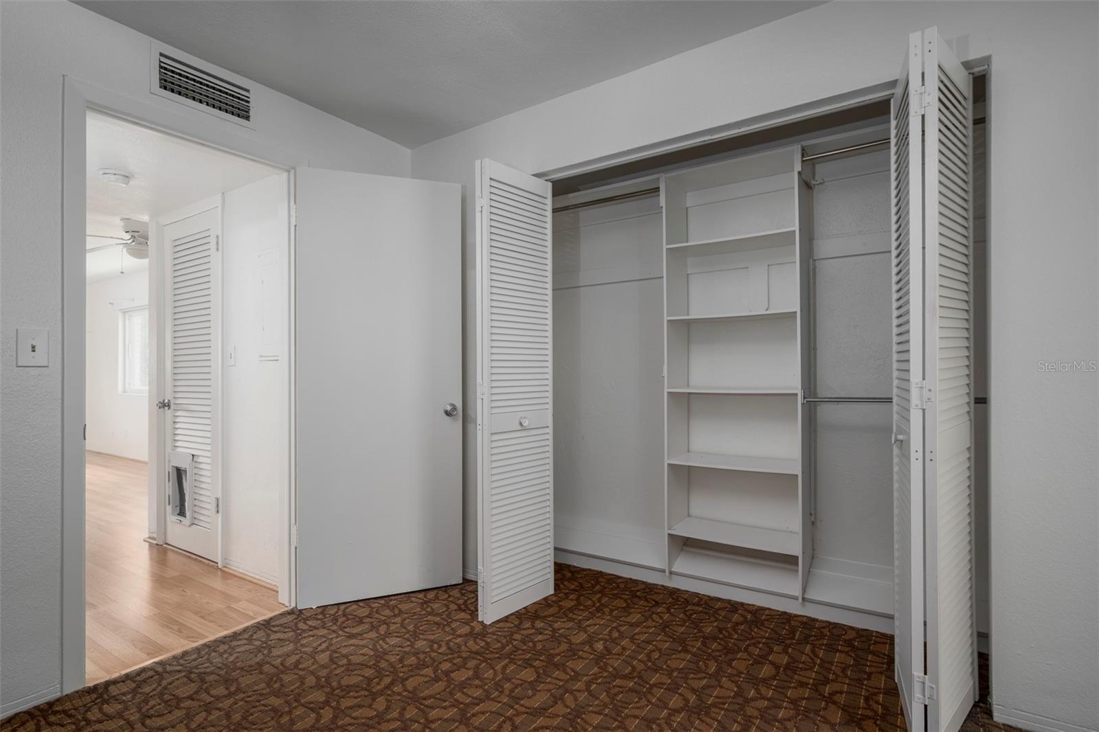 TYRONE 05 AVE - Residential