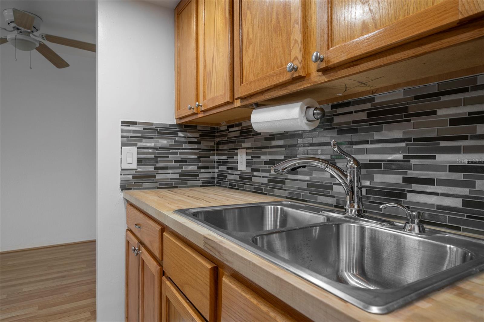 TYRONE 05 AVE - Residential