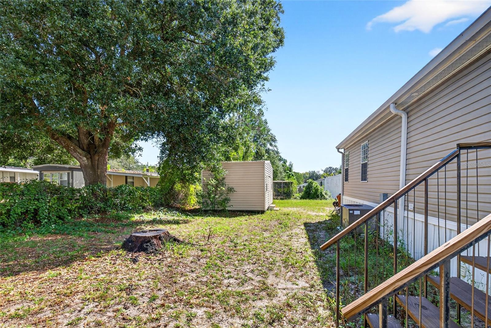 ACREAGE - Residential