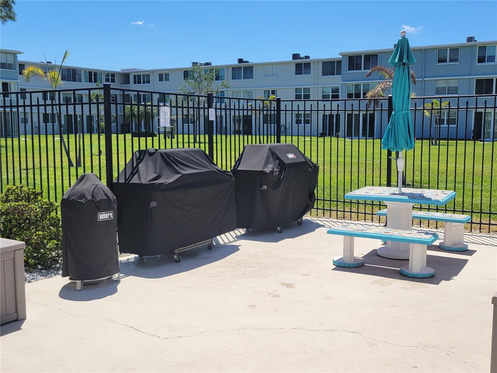 WINSTON PARK NORTHEAST - Residential