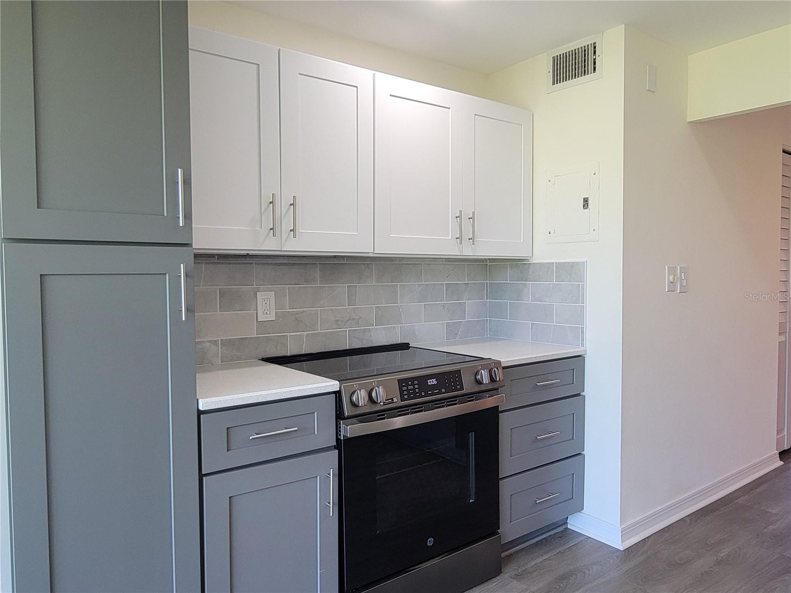 WINSTON PARK NORTHEAST - Residential
