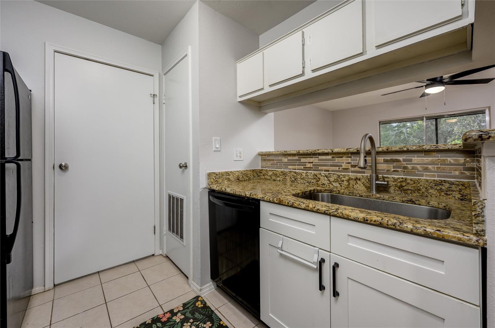 WINDJAMMER CONDO - Residential